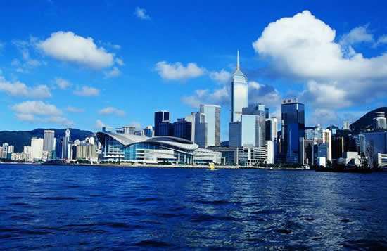 注冊英國公司還是注冊香港公司好？