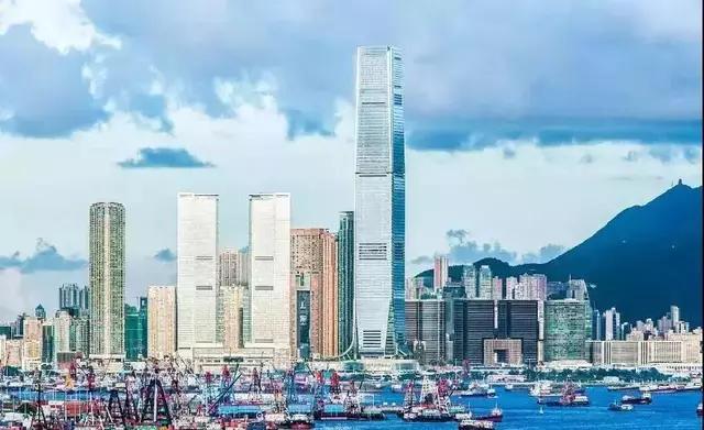 匯豐、渣打銀行（香港）取消月費，香港銀行賬戶免費時代，香港保險繳費更便捷 